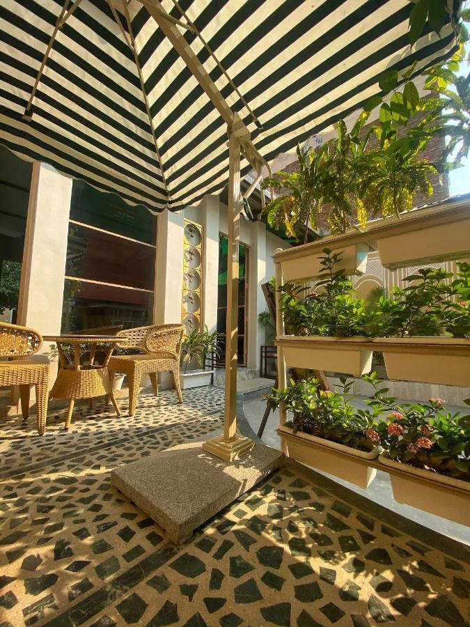 THE ART Hotel Benares Buitenkant foto
